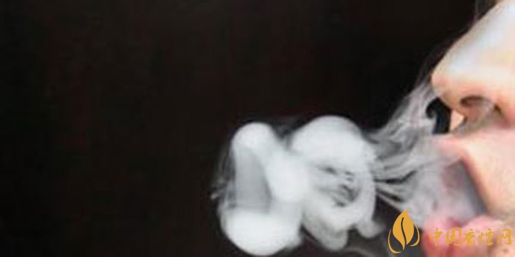 抽煙怎么吐煙圈，吐煙圈是種藝術(shù)