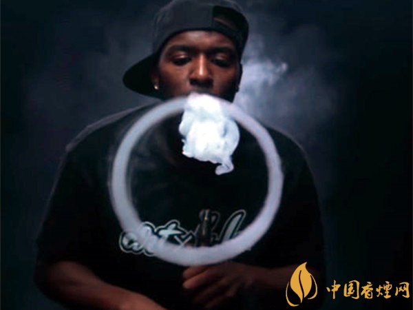 抽煙怎么吐煙圈，吐煙圈是種藝術(shù)