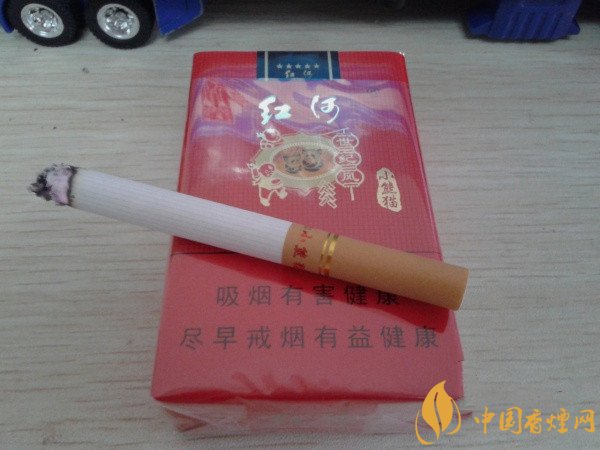 紅河煙小熊貓世紀風(fēng)好抽嗎 品味新品紅河小熊貓世紀風(fēng)香